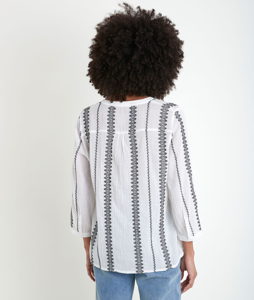 Blouse écrue brodée tahiti ecru.