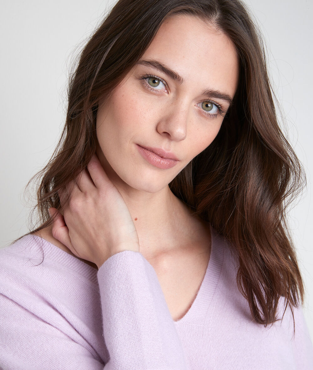 Pull en cachemire mauve ralph mauve pale.