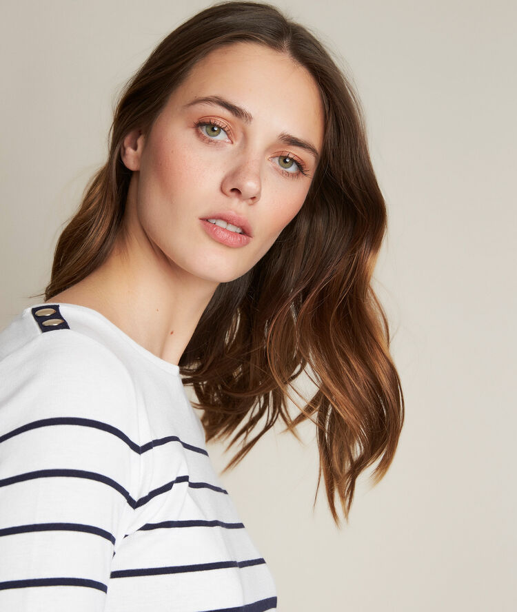 Tee-shirt ray&eacute; raya violet.