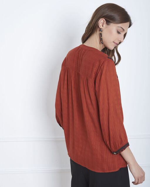 Blouse acajou broderie et pompons vadim sable.