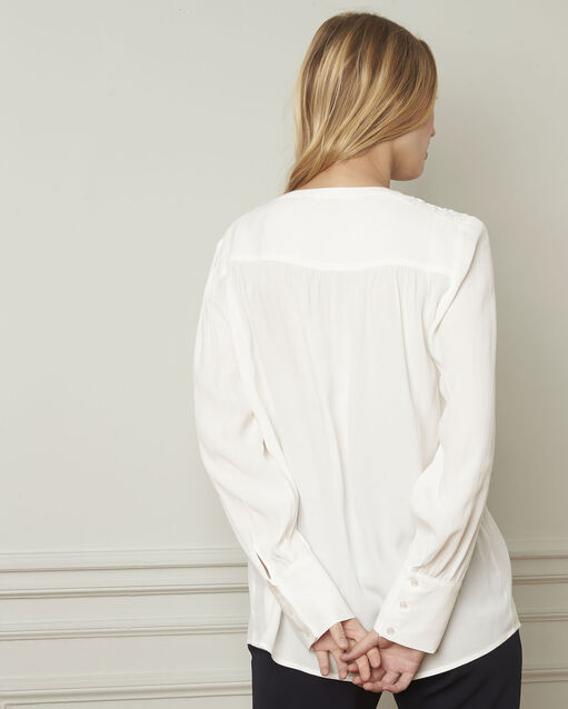 Ecru blouse van viscose met v-hals valda ecru.