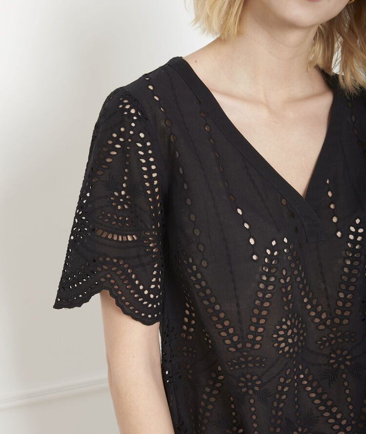 Schwarze bluse mit englischer stickerei voltaire schwarz.