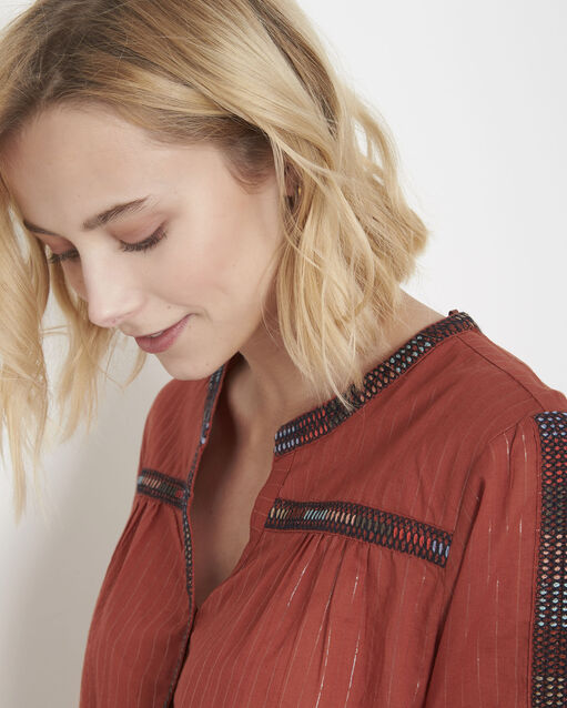 Blouse acajou brodée ethnique varan sable.