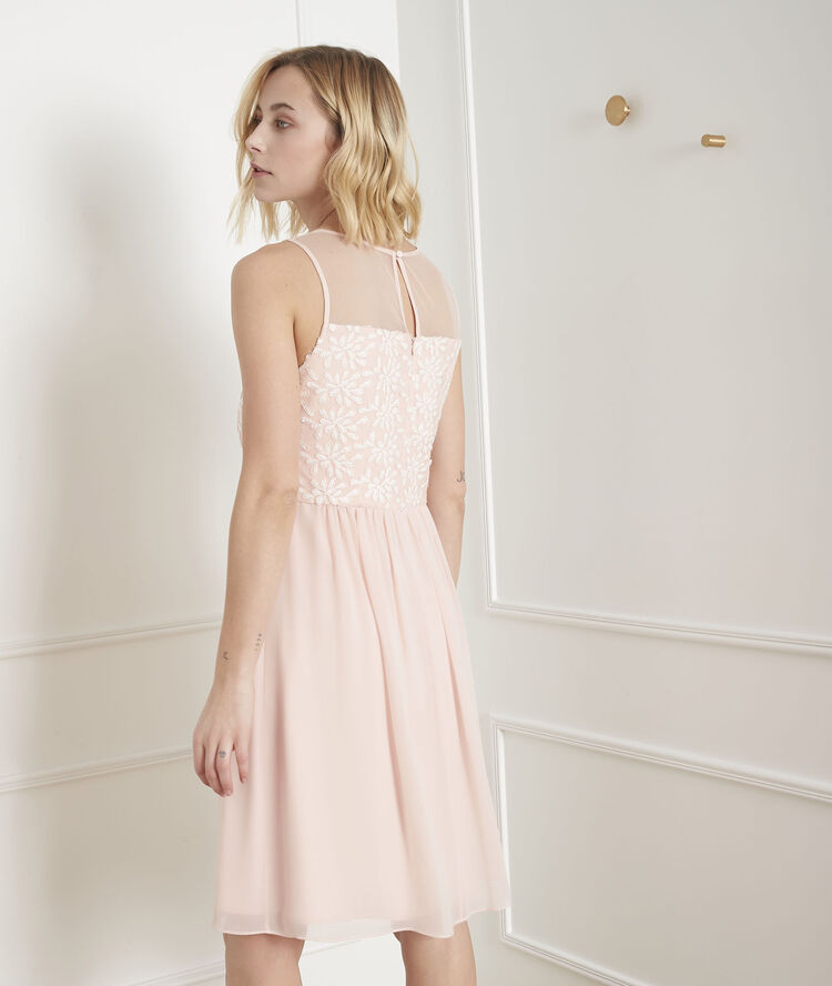 Puderfarbenes spitzenkleid hilda puder.