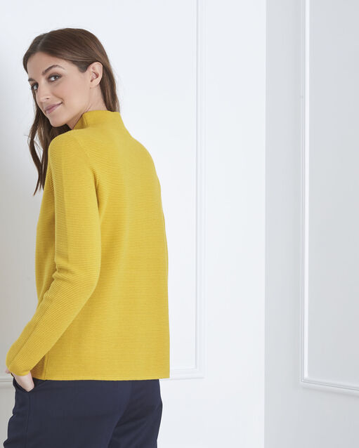 Pull anis maille fine col montant belize anis.