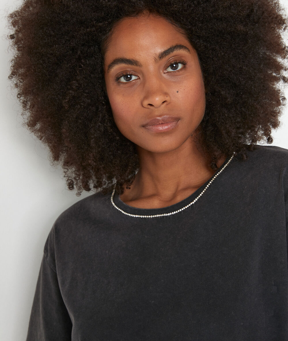 Tee-shirt en coton biologique anthracite &agrave; strass inox anthracite.