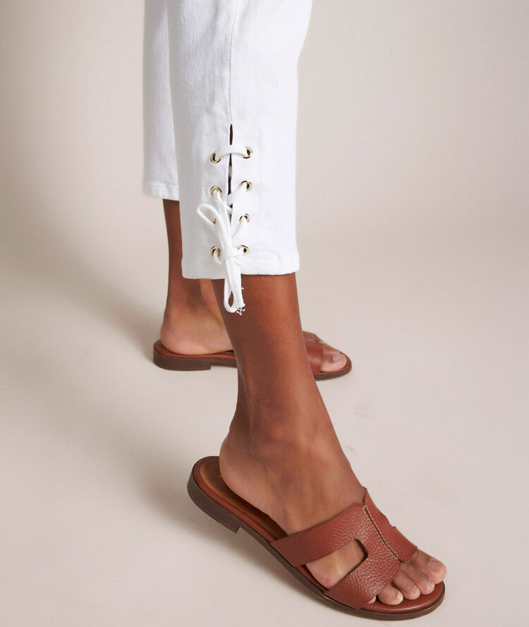L'iconique slim: jean à lacets blanc agathe blanc.