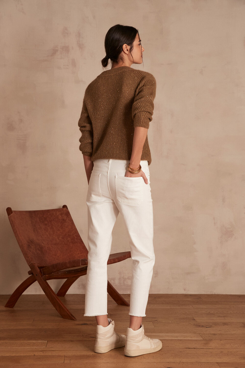 Jean droit raw cut patience blanc.