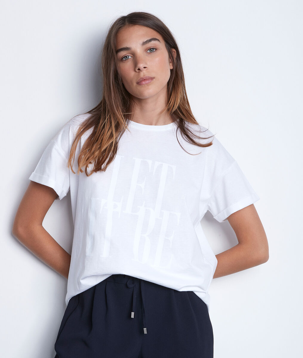 Wit katoenen T-shirt met opschrift Elda | 1-2-3 Wit katoenen T-shirt met opschrift Elda PhotoZ | 1-2-3