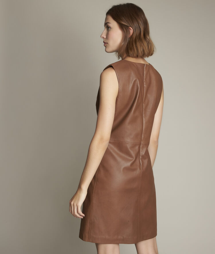 Robe en cuir izzie havane.
