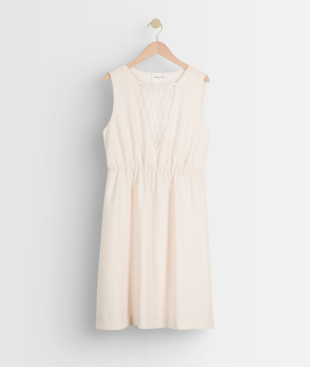 Robe patineuse avec dentelle écrue saya poudre.