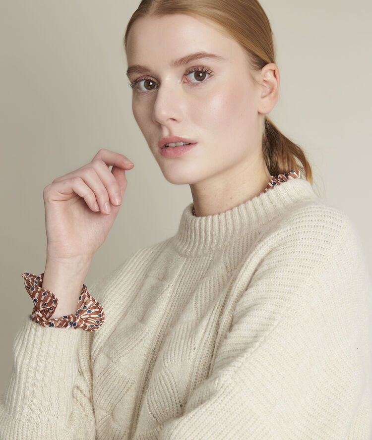 Pull col montant force ecru.