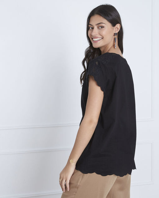 Blouse noire brodée volage noir.