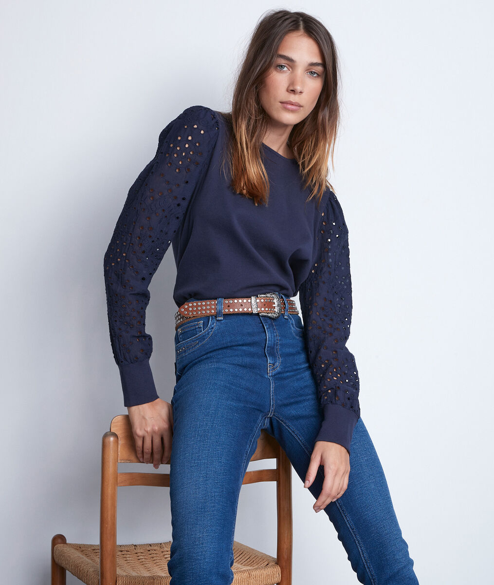Marineblauw katoenen T-shirt met geborduurde mouwen Elodie | 1-2-3 Marineblauw katoenen T-shirt met geborduurde mouwen Elodie PhotoZ | 1-2-3