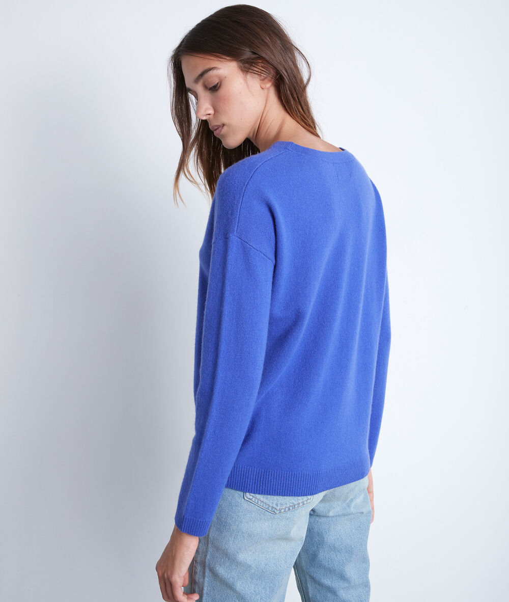 Pull en cachemire bleu timeo bleu ciel.