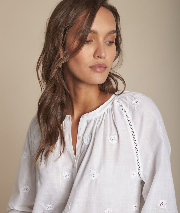 Blouse blanche en broderie anglaise maina blanc.