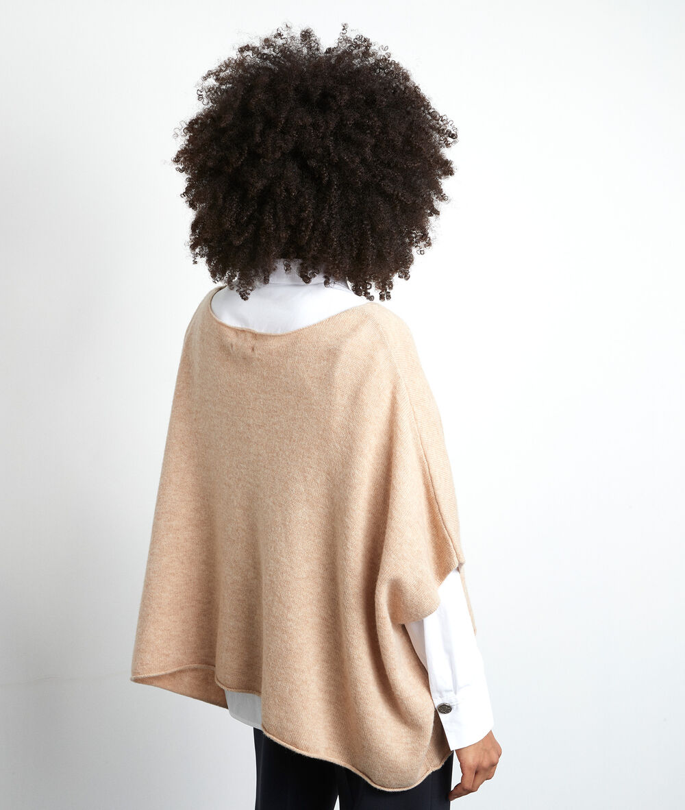 Poncho court en laine et cachemire recyclés camel tarik camel clair.