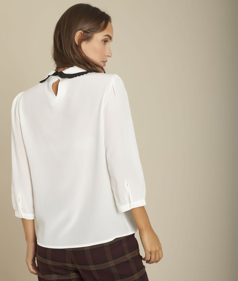 Blouse en soie col fantaisie madeleine ecru.