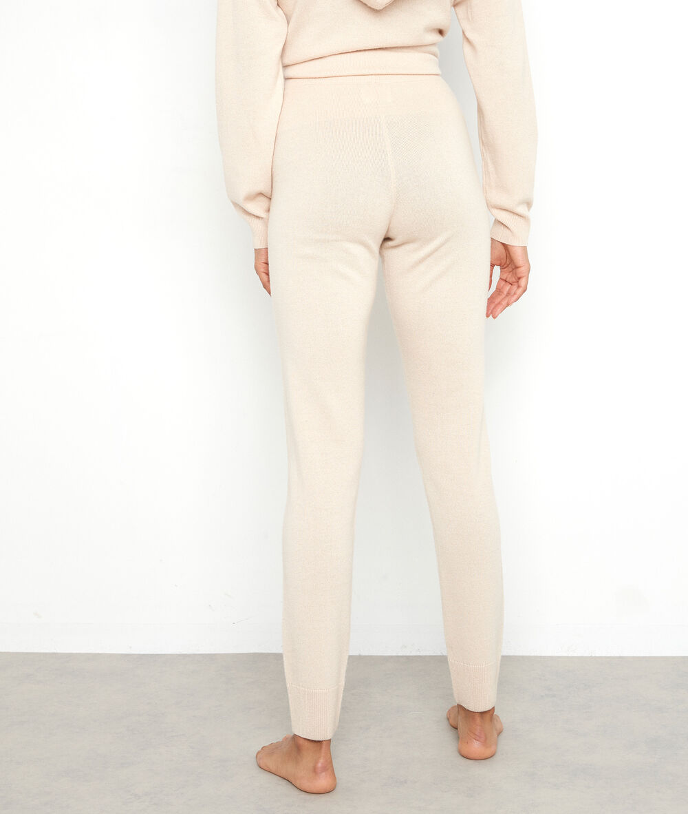 Beige tricot broek tosca beige clair.