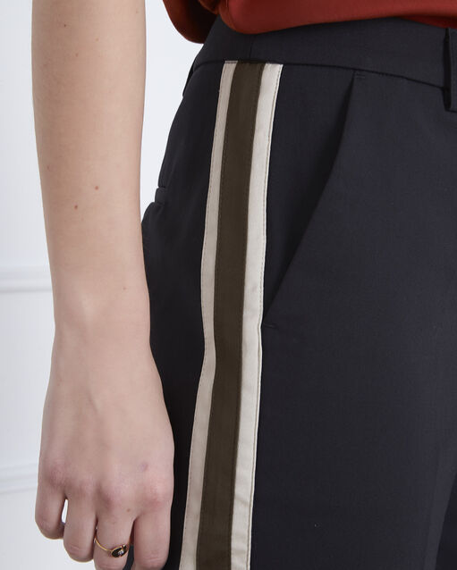 Pantalon noir cigarette bande latérale golden blanc casse.