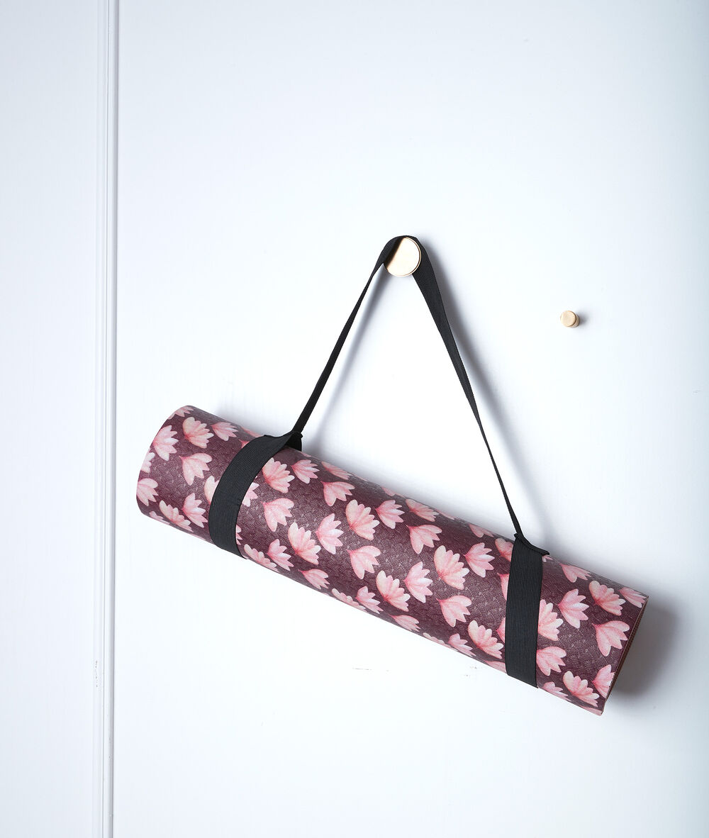 Tapis de yoga imprimé lotus rose.