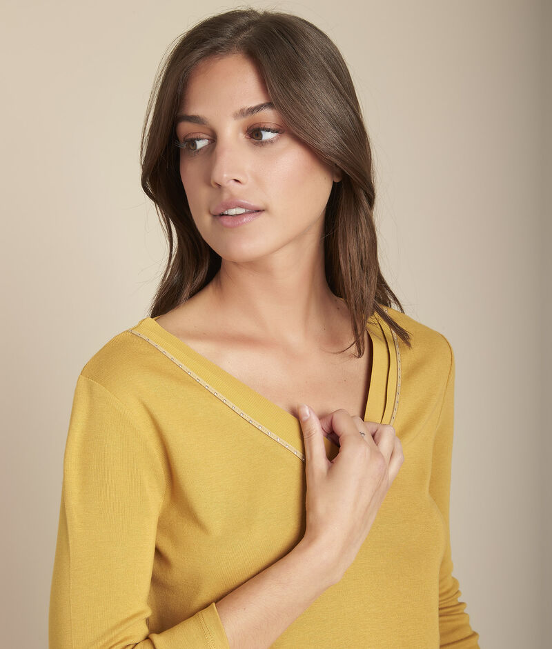 Tee-shirt ambre col v carla ocre.