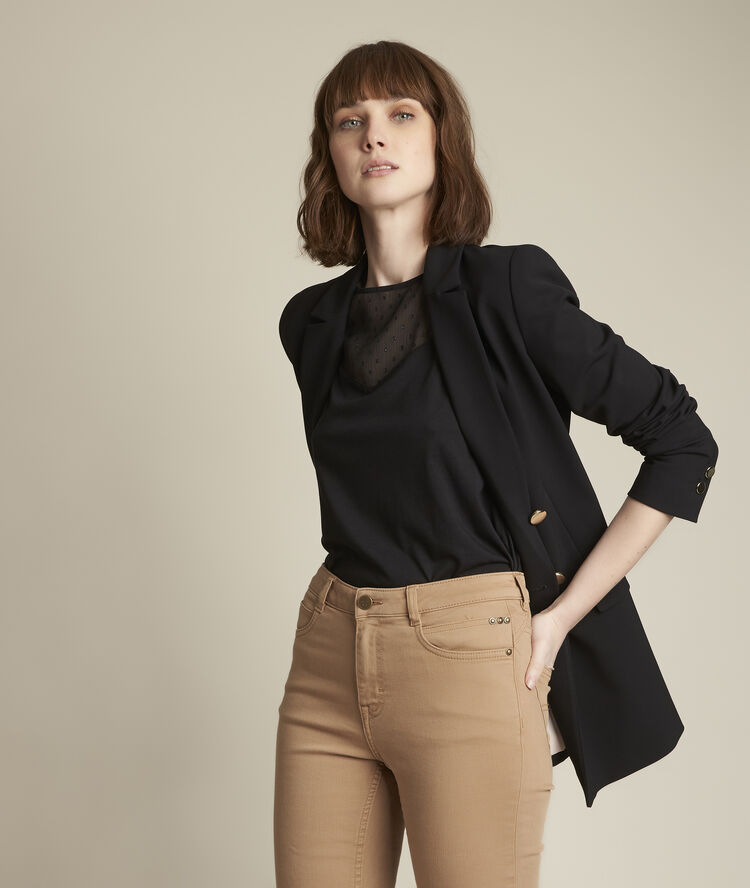 Tee-shirt plumetis romane noir.