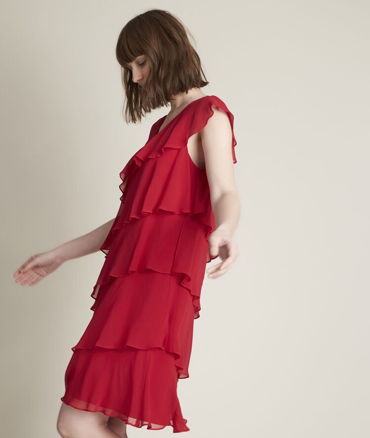 Robe rouge en soie à volants oly fuchsia clair.