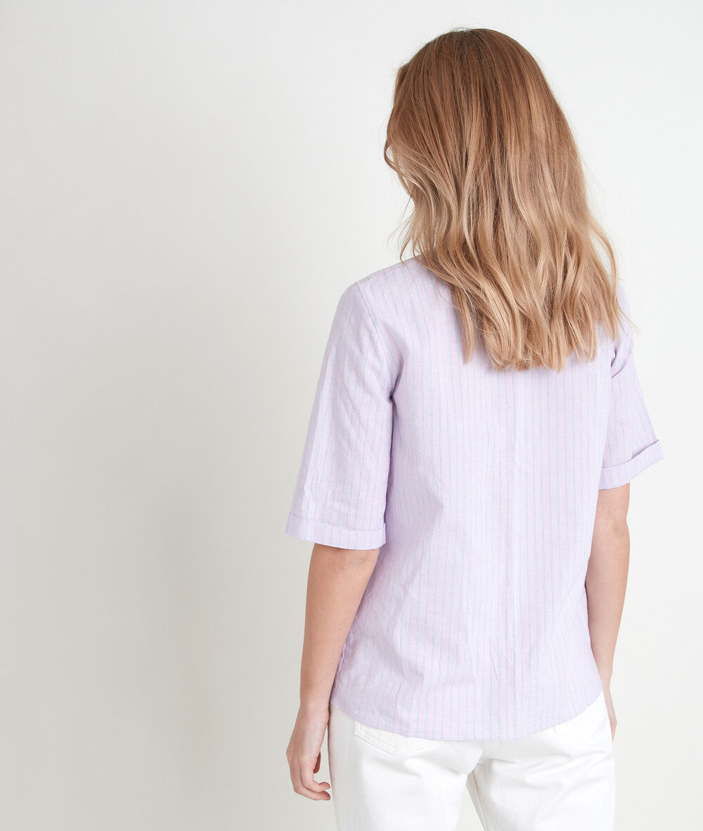 Blouse rayée brodée tendra mauve.
