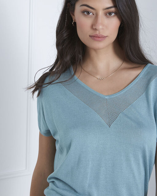Pull bleu détail encolure never celadon.