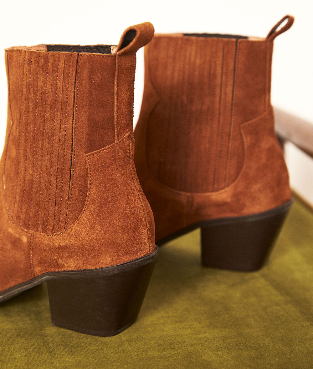Lage cowboylaarzen van chocoladebruin veloursleder habby chocolat.