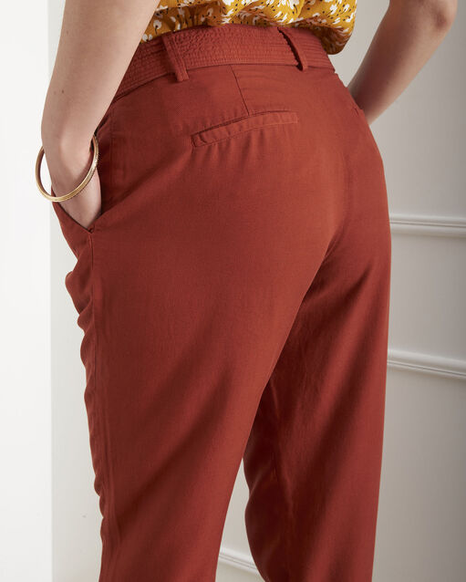 Pantalon acajou fluide ceinture geode sable.