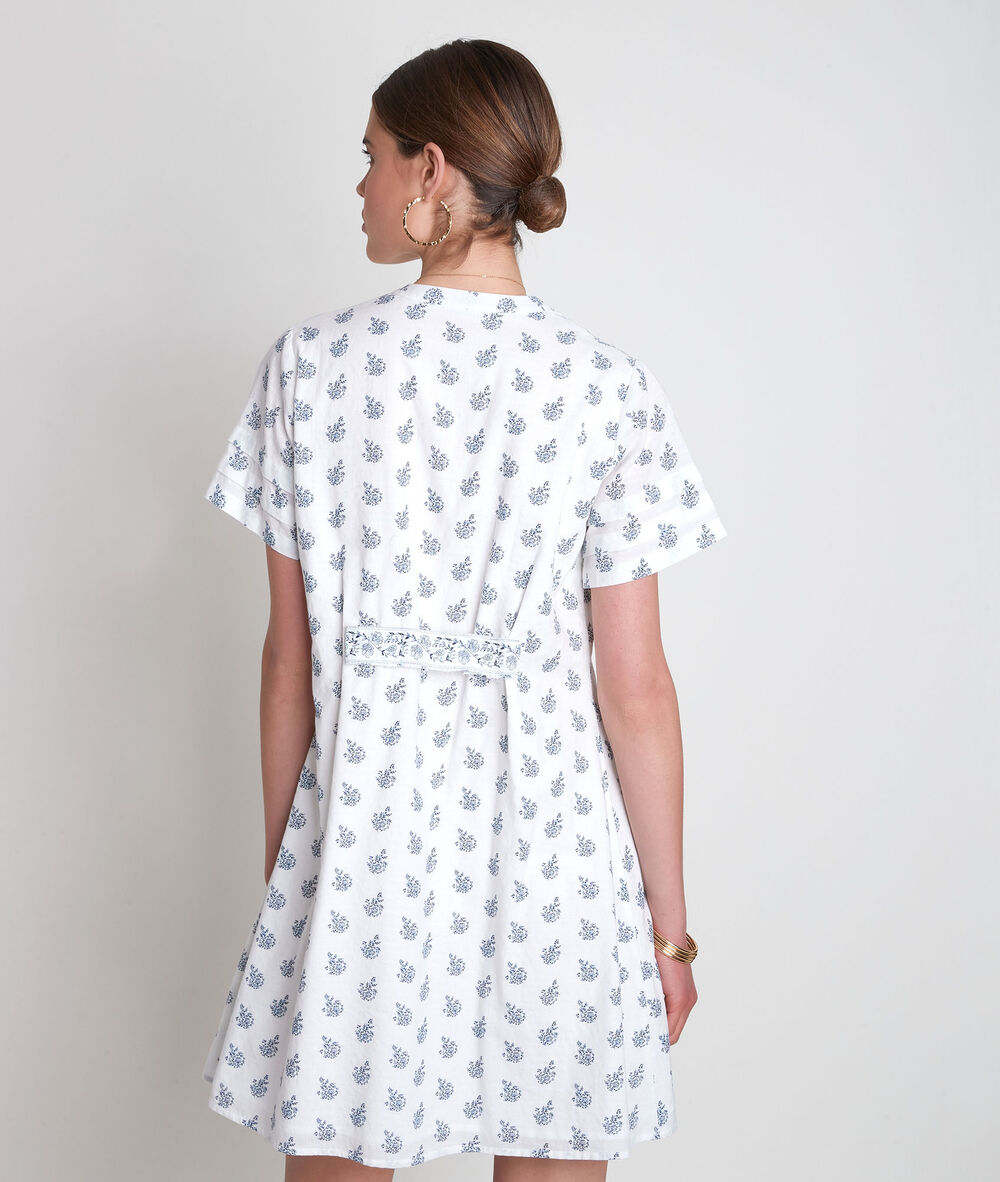 Robe courte en coton imprimé blanc et marine soledad ecru.
