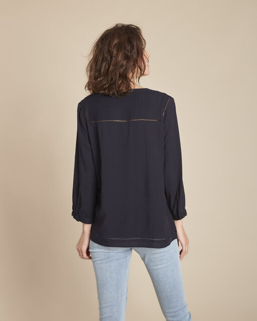 Blouse marine dentelle épaules maureen marine.