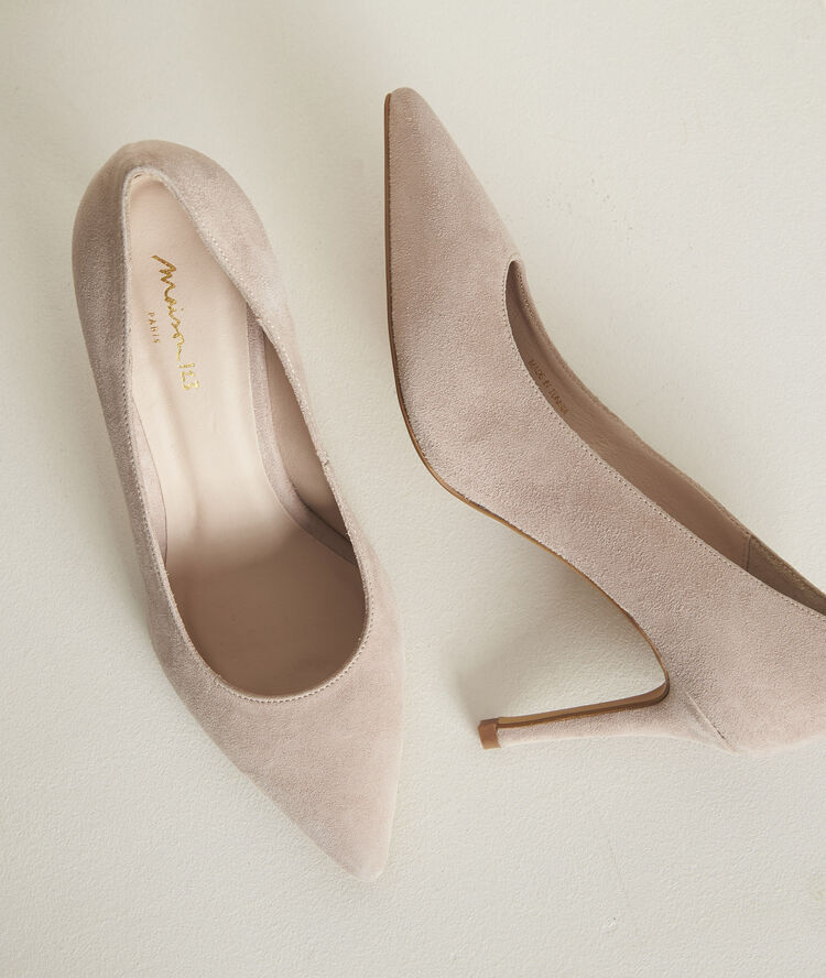Escarpins en cuir velours nude kelly nude.