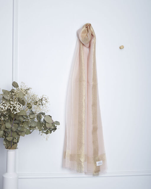 Foulard nude brillant galet poudre.