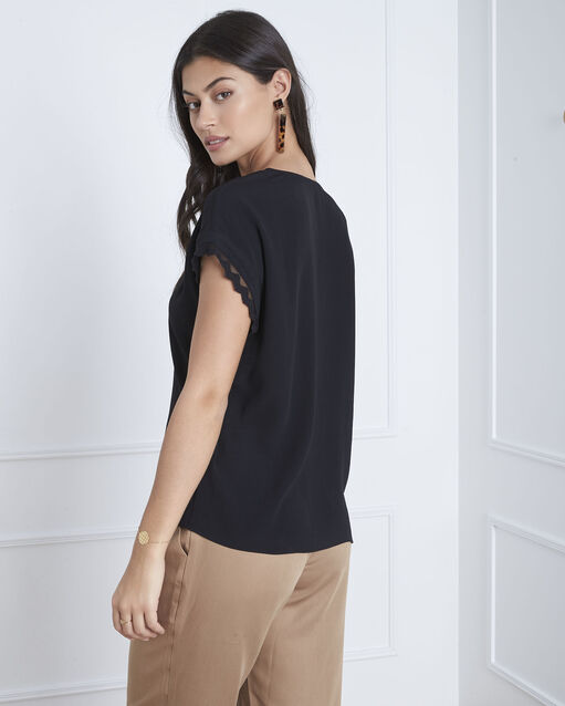 Blouse noire détail dentelle valter noir.