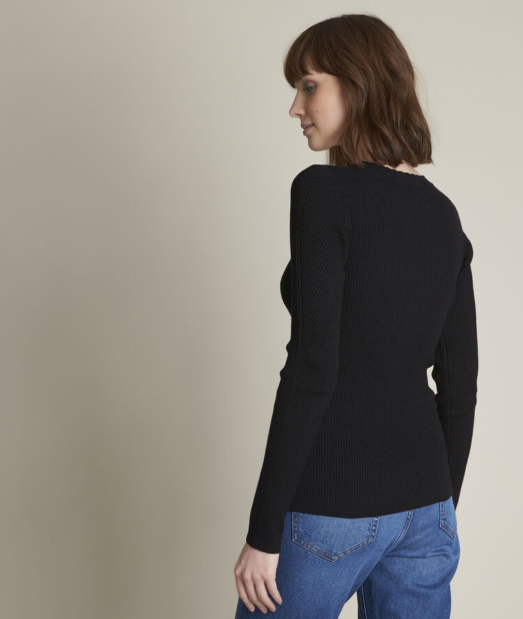 Pull côtelé délice noir.