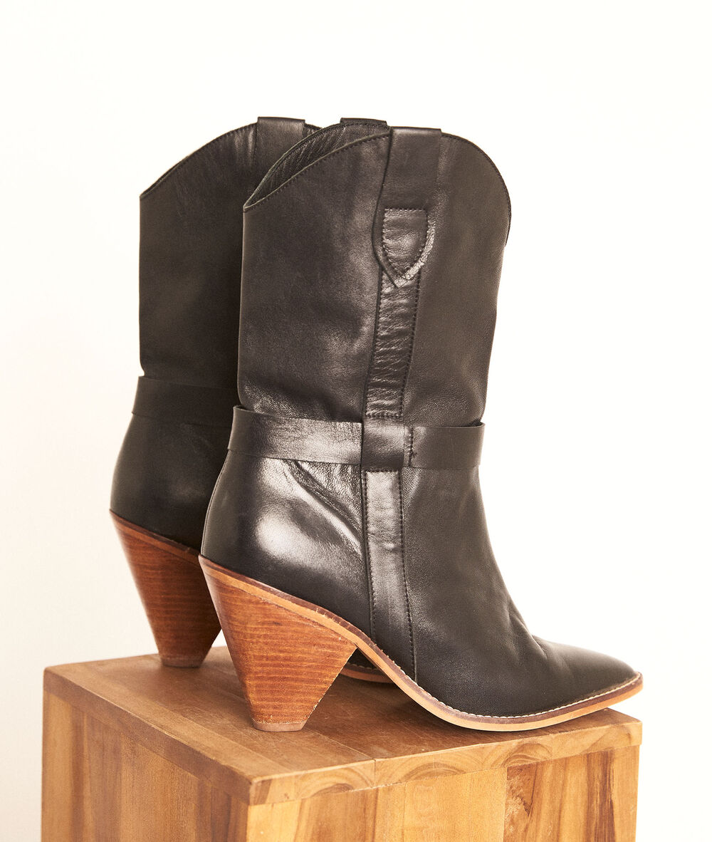 Boots à talons en cuir souple noir halma noir.