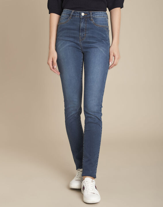 Le Vertigineux sculpt jean stone used Sabrina | 1-2-3 Le Vertigineux sculpt jean stone used Sabrina PhotoZ | 1-2-3