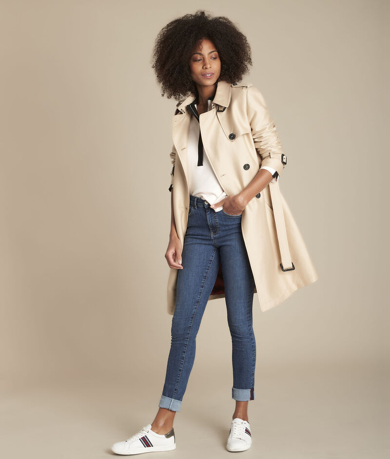 L'iconique slim jean stone used suzy delave clair.