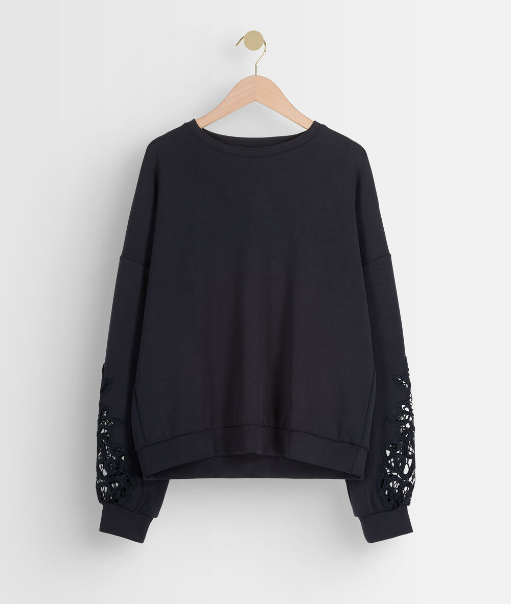 Marineblauwe sweater met kanten inzetstuk erika anthracite.