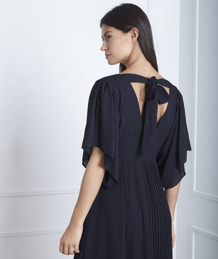 Marineblauwe Jurk Met Plooi En Strik Aan De Achterzijde Hedwige