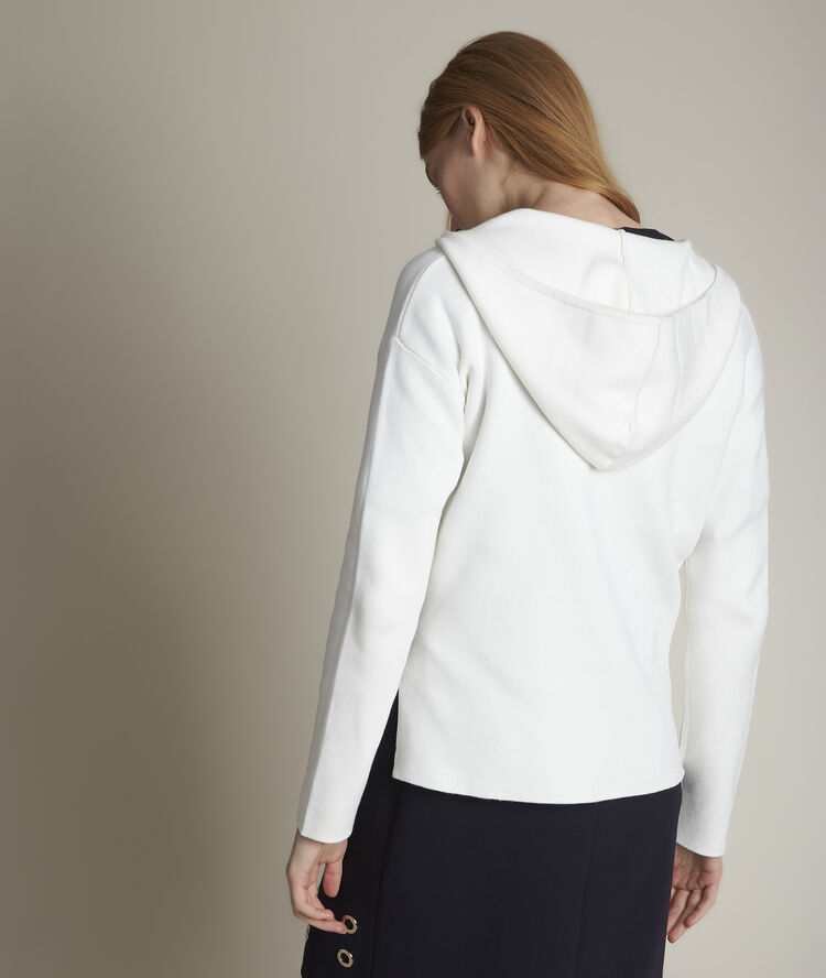 Pull à capuche danemone ecru.