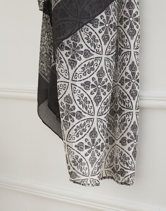 Foulard noir imprimé en soie Opa | 1-2-3 Foulard noir imprimé en soie Opa PhotoZ | 1-2-3