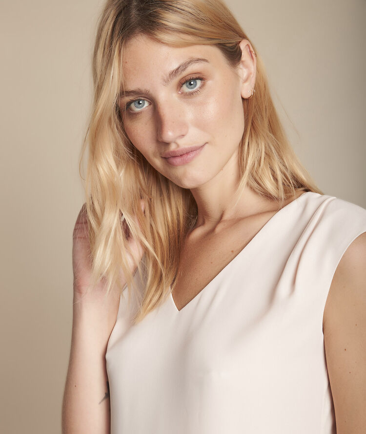 Bluse puderfarben v-ausschnitt neptune sandrosa.