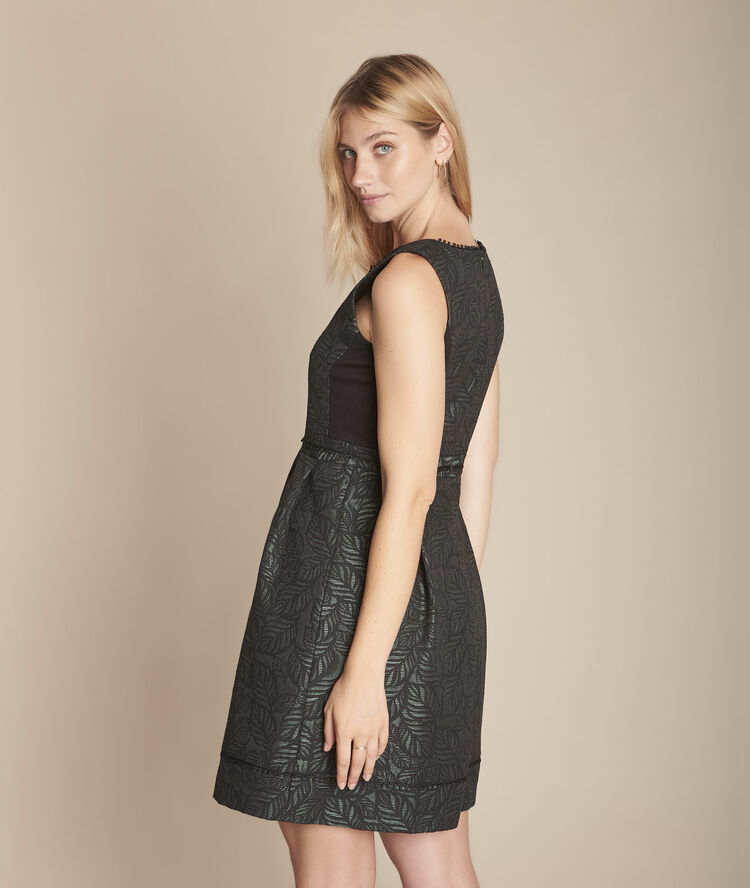 Robe corolle en jacquard romane cypres.