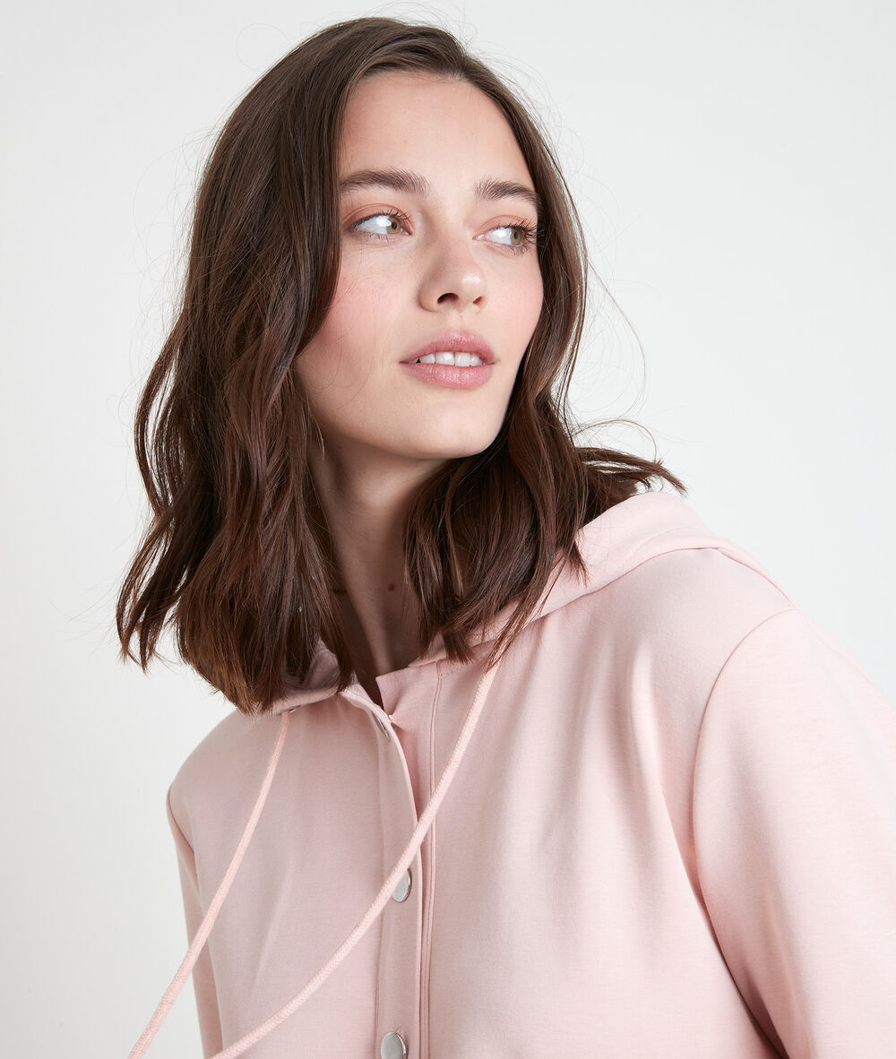 Sweat rose igloo rose.
