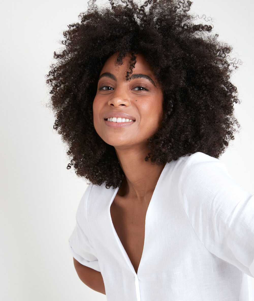 Robe en lin certifié boutonnée blanche lalou blanc.