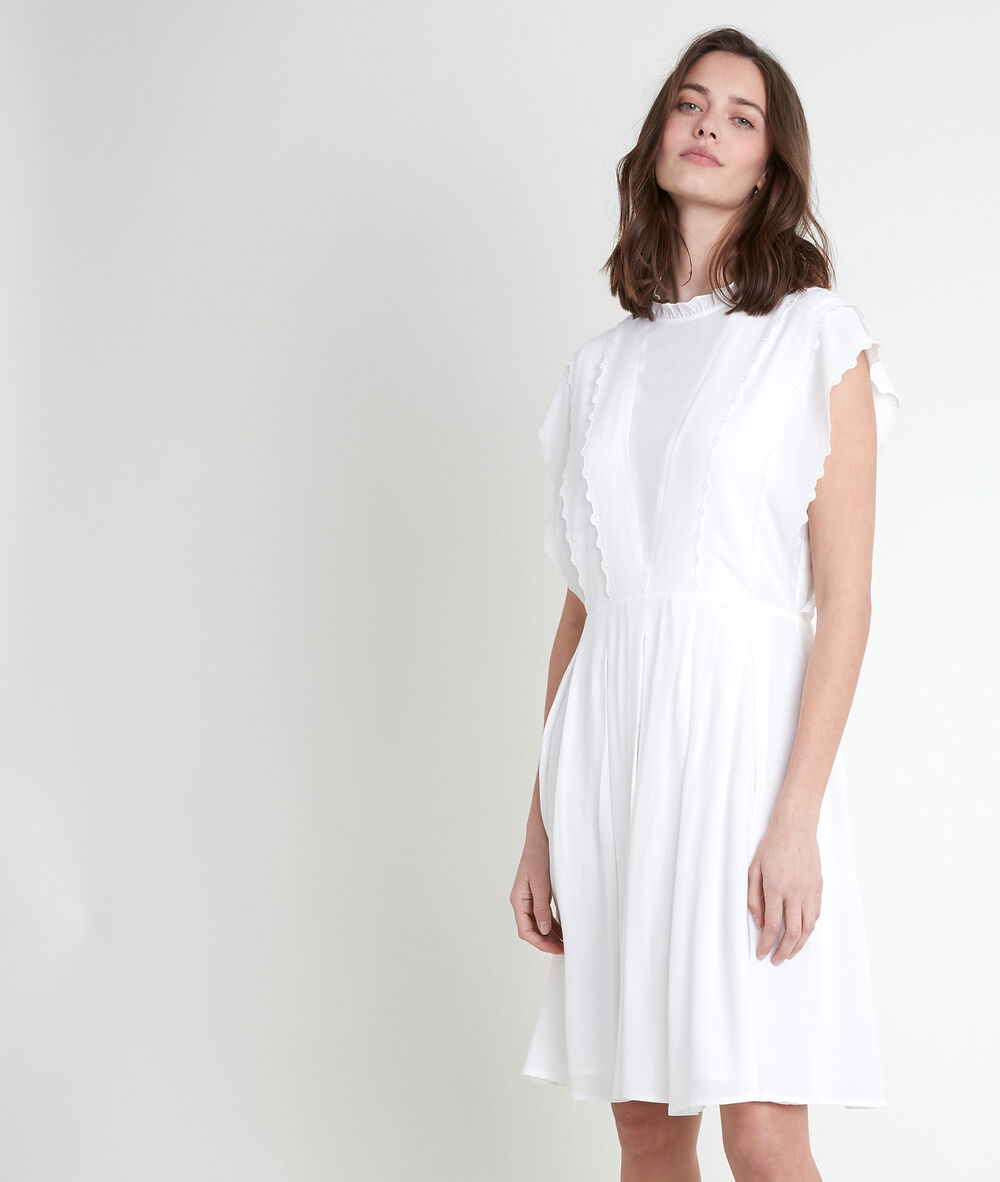 Ecrufarbenes kleid mit stickerei mounia ecru.